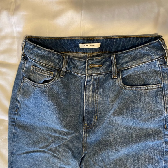 PACSUN Medium Wash Mom Jeans - Picture 4 of 7